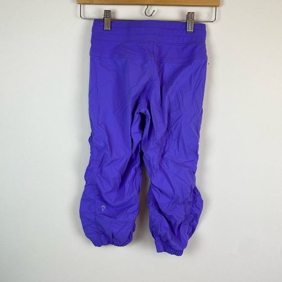 Ivivva by Lululemon Live to Move Crop Pants - Picture 2 of 7